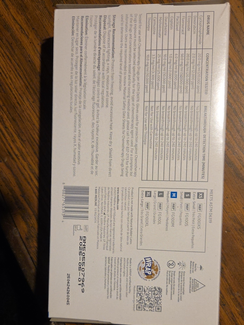 Medium Disposable Gloves - Picture 2 of 3